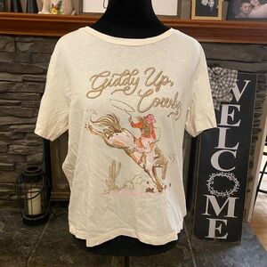 Western Cowgirl Graphic Semi Cropped Tee